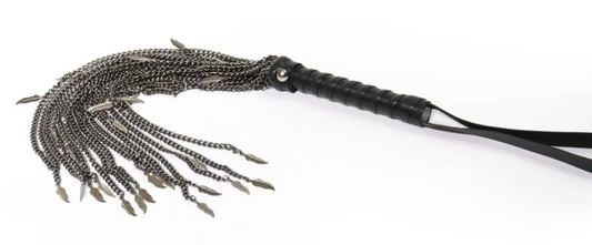 Floggers, whips, paddles: selection and use – how to choose the right tool for punishment
