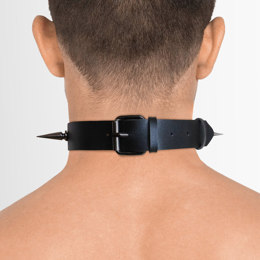 Leather spiked choker