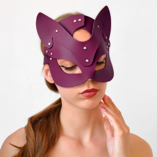 fetish bdsm cat mask kitty violet