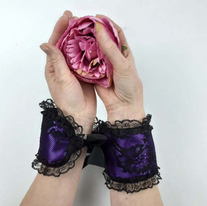 Lace silk handcuffs