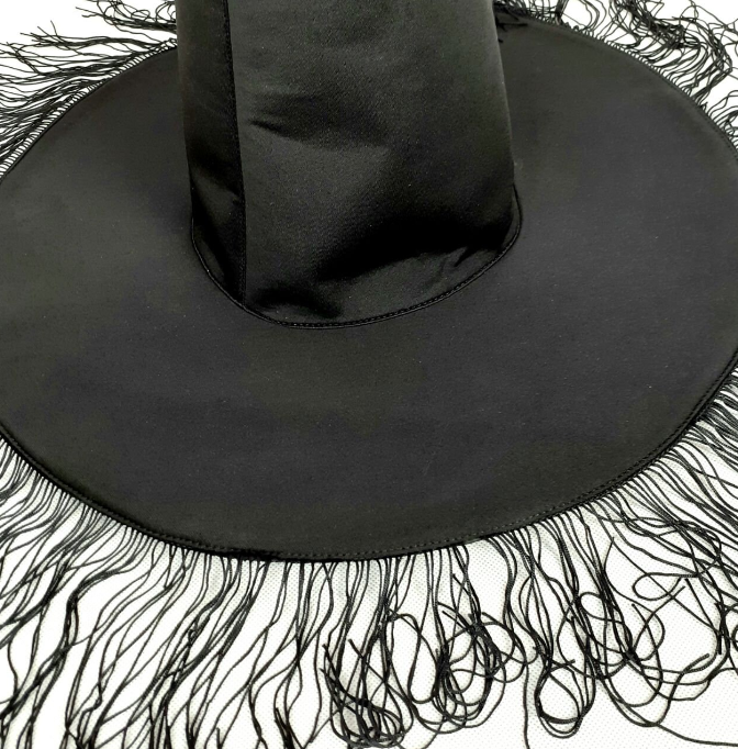 Halloween witch hat with fringe