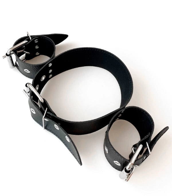 leather bdsm collar with handcuffs