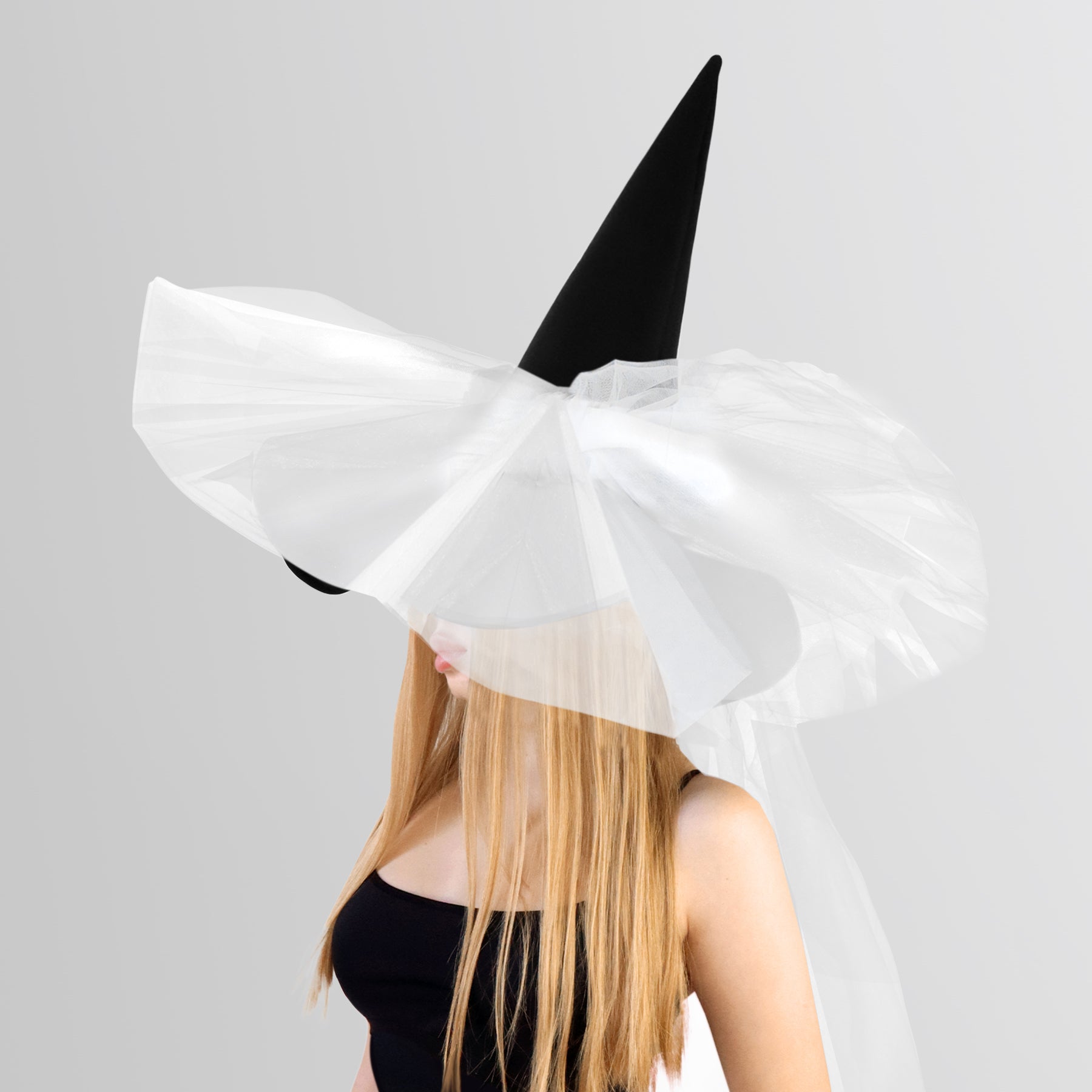 Halloween witch hat with bow