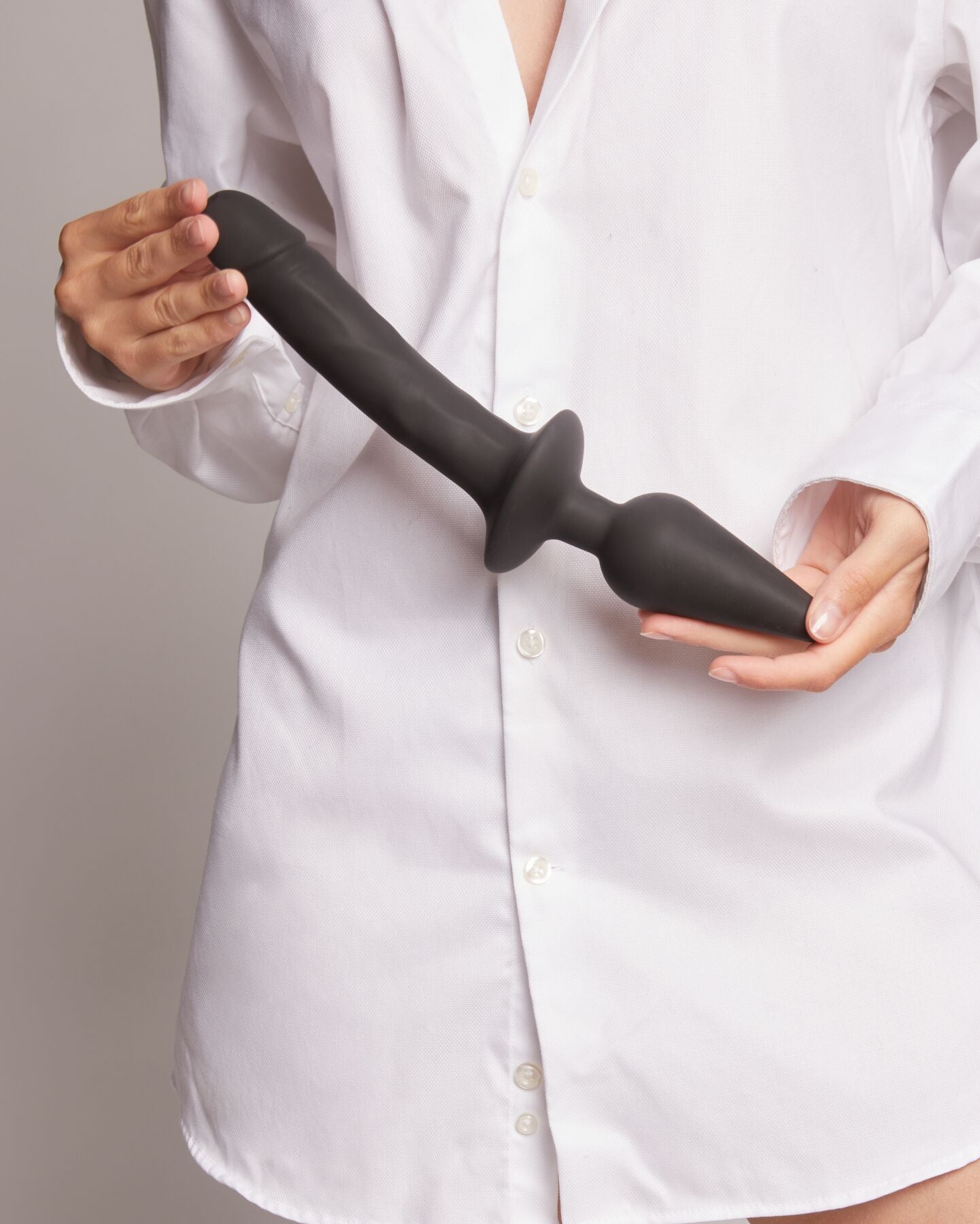 Strap-On-Me SWITCH Plug-In Realistic Dildo 2-in-1 Anal Plug Black XXL, 5.2 / 3.9 cm diameter