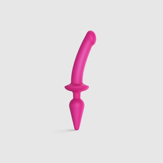 Strap-On-Me SWITCH Plug-In Dildo 2-in-1 Anal Plug Fuchsia, Size L, 4.5 / 3.4 cm diameter