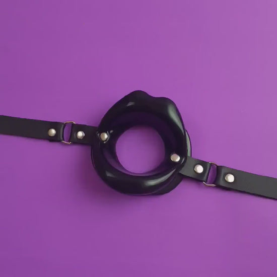 lips gag